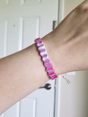 Handmade ombré Pink & Purple Wavy Friendship Bracelet